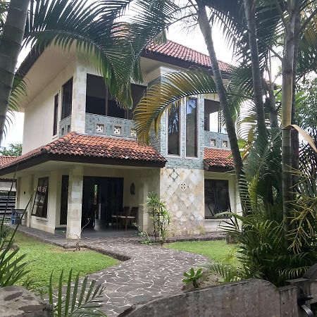 Villa Serendah Сенгиги Екстериор снимка